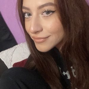 Meet your Posher, Annmarie